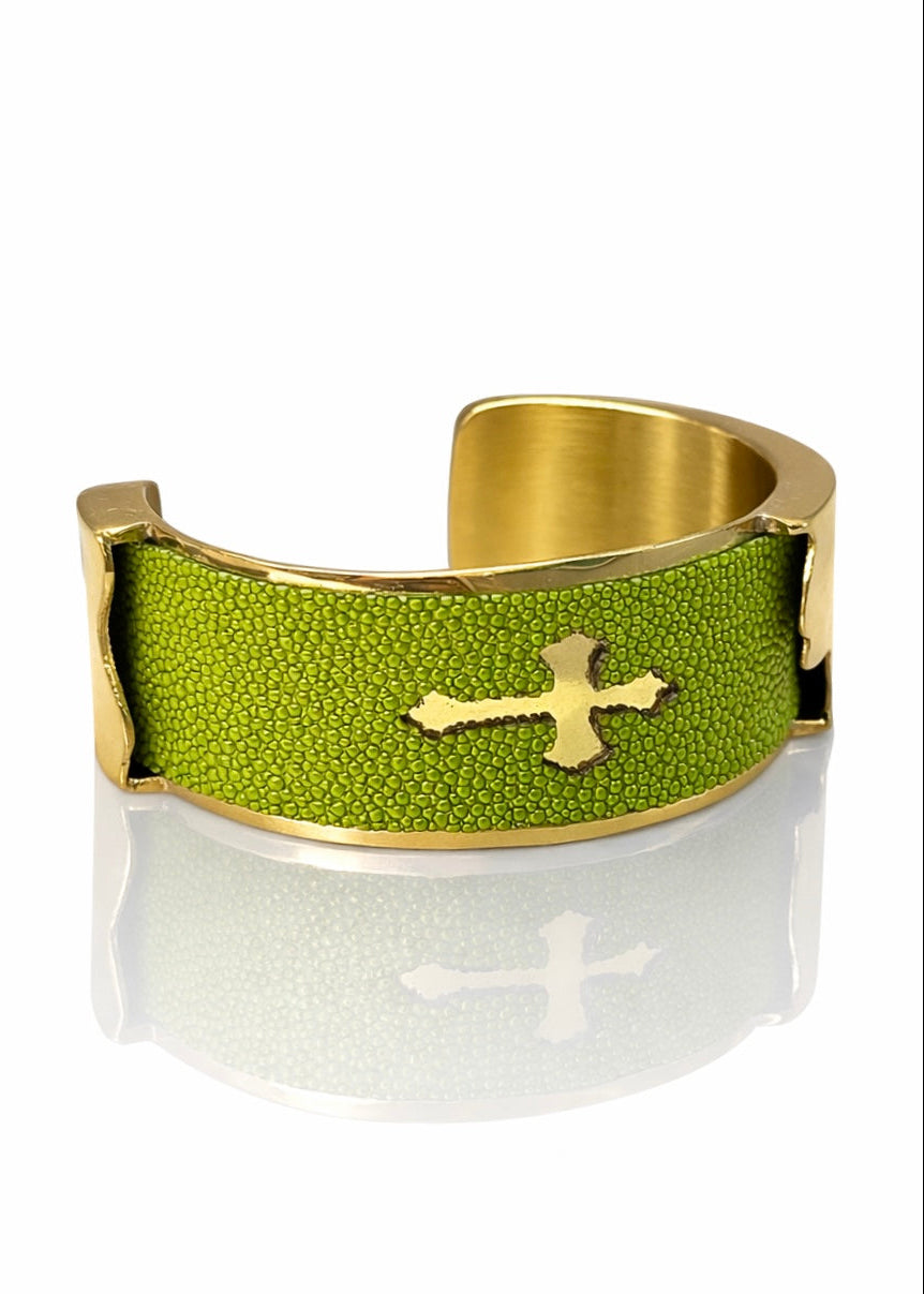 Dallas Stingray Cross Gold 1” (Lime Chartreuse)