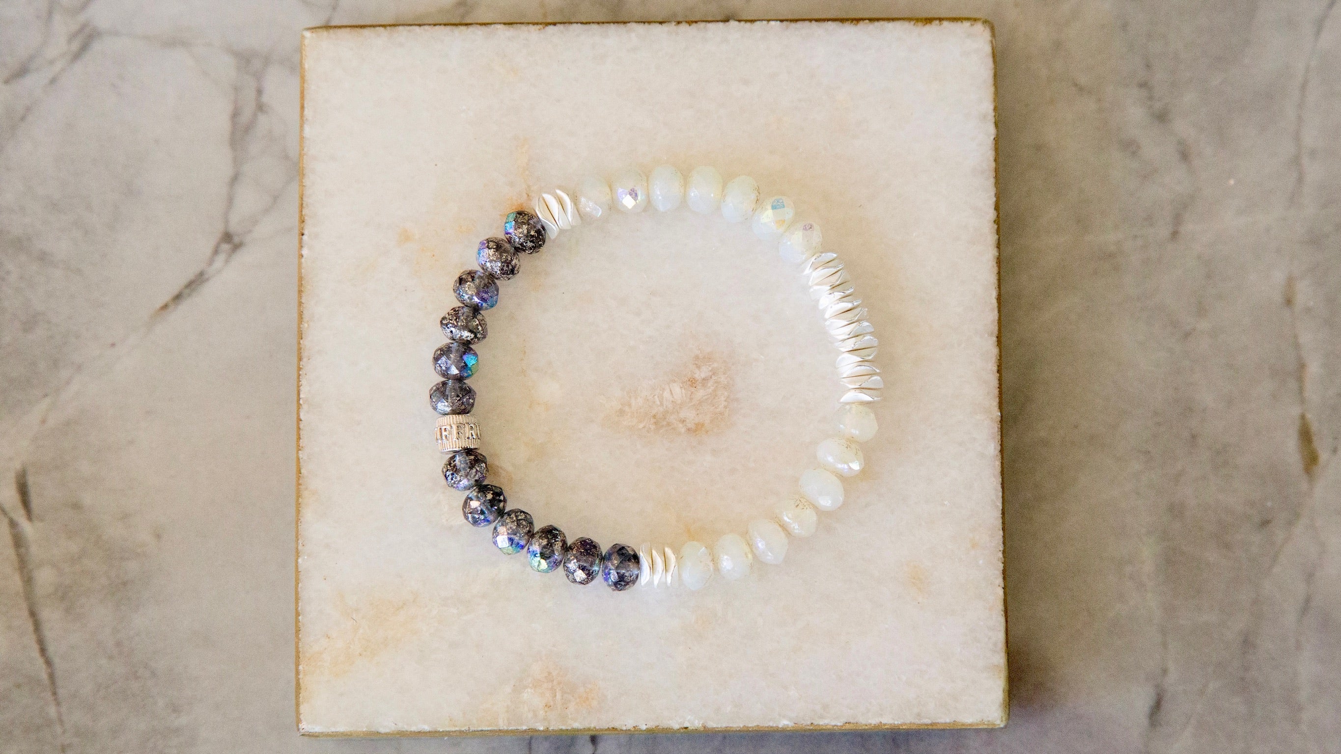 Aspen Metallic Gray and White Duet