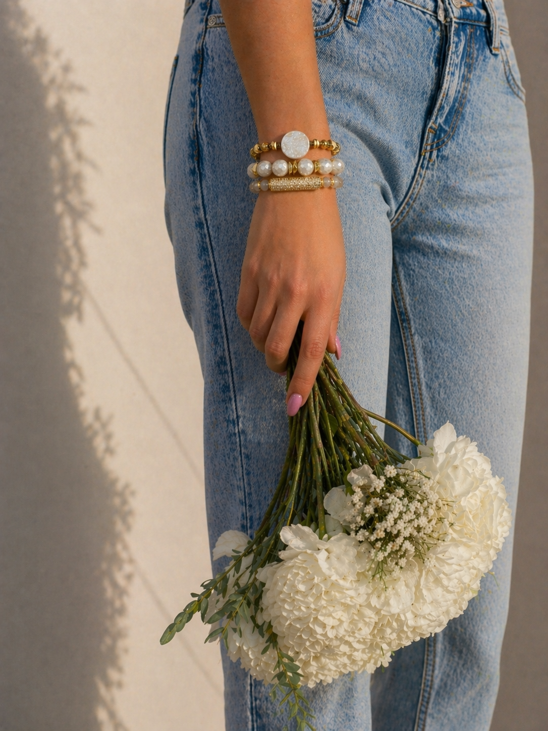 Pearl Grace Round- Pearlized White