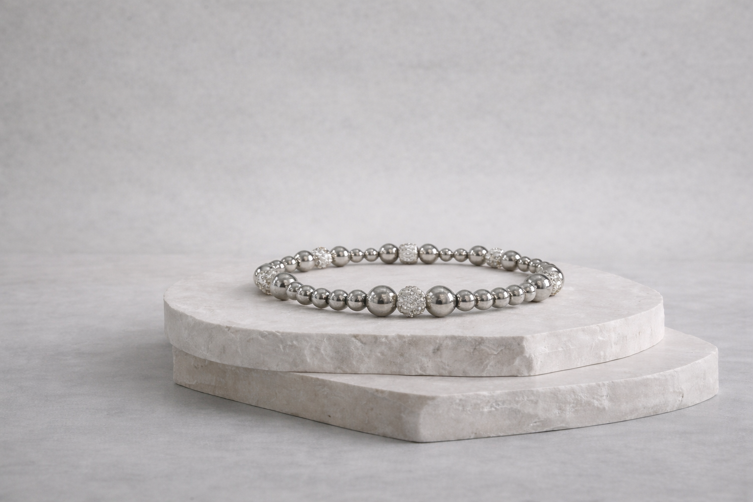 Icon Beaded - Silver