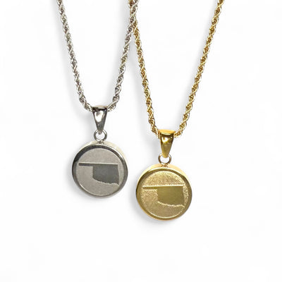 Oklahoma Map Engraved Charm Necklace - Gold