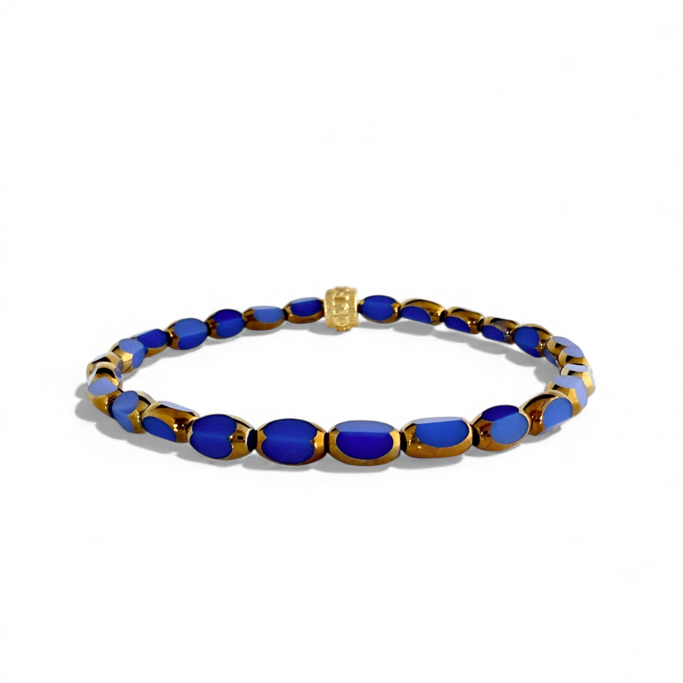 Day 1: Clara - Ice Lapis + Santa Pouch