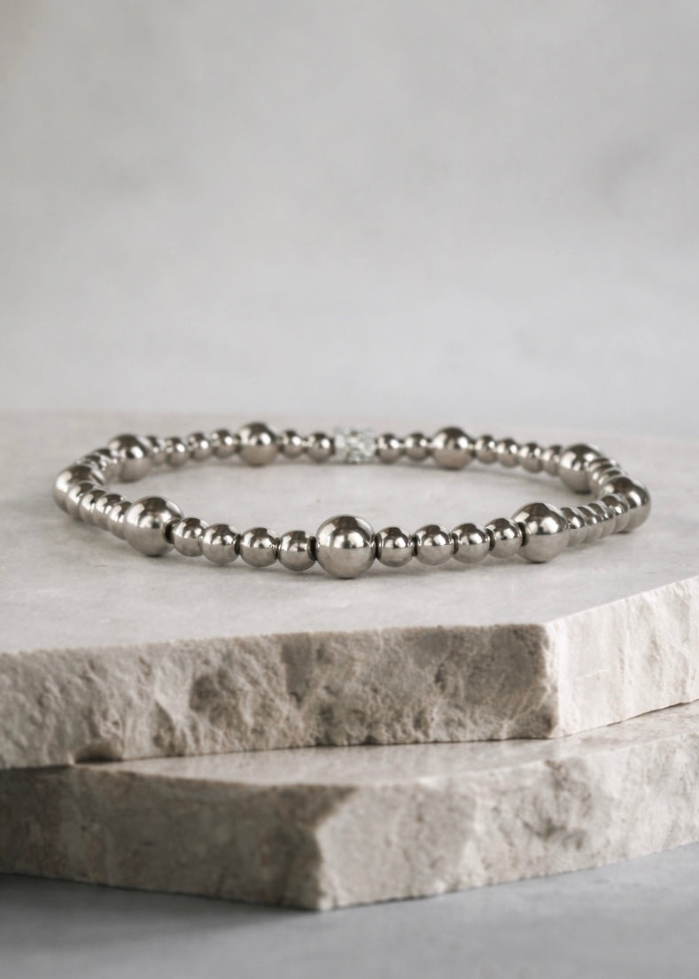 The Classic Lewis - Silver