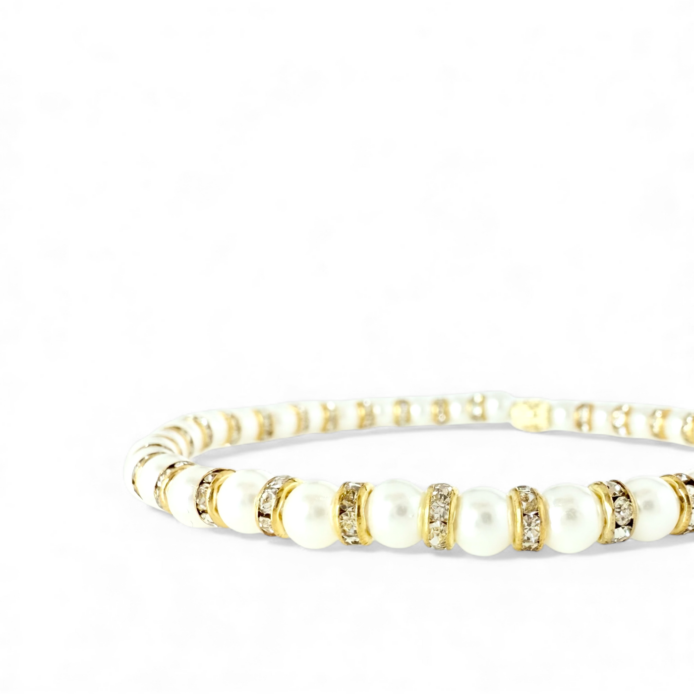 Day 4: Vienna Pearl - Clear Crystal + Santa Pouch