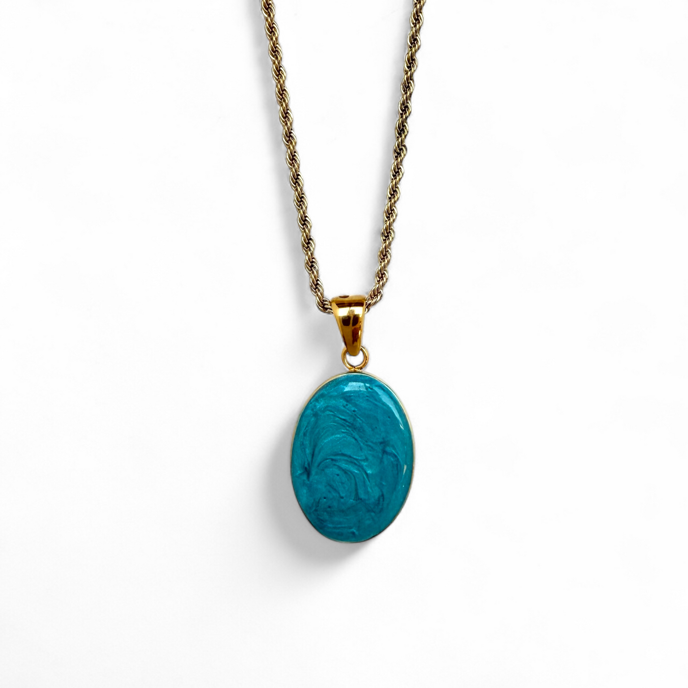 St. Tropez Necklace - Oval - Sea Glass - Gold