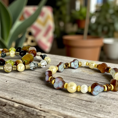 Pearls & Lustre Clover - Gold