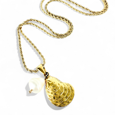 World Is Your Oyster Pearl Necklace - Gold