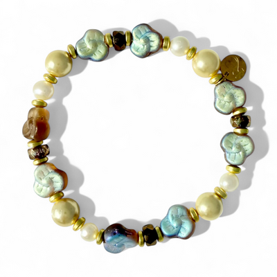 Pearls & Lustre Clover - Gold