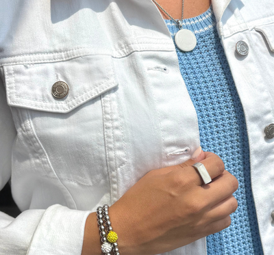 Pearl White Bar Ring - Gold