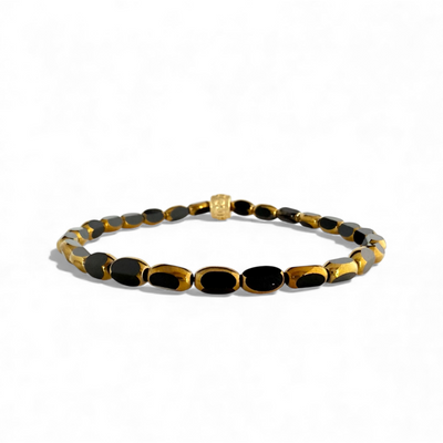 Day 1: Clara - Nightfall + Santa Pouch