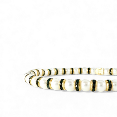 Day 4: Vienna Pearl - Emerald + Santa Pouch