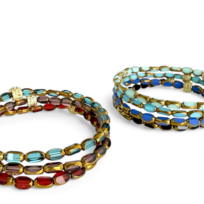 Day 1: Clara - Berry Red + Santa Pouch