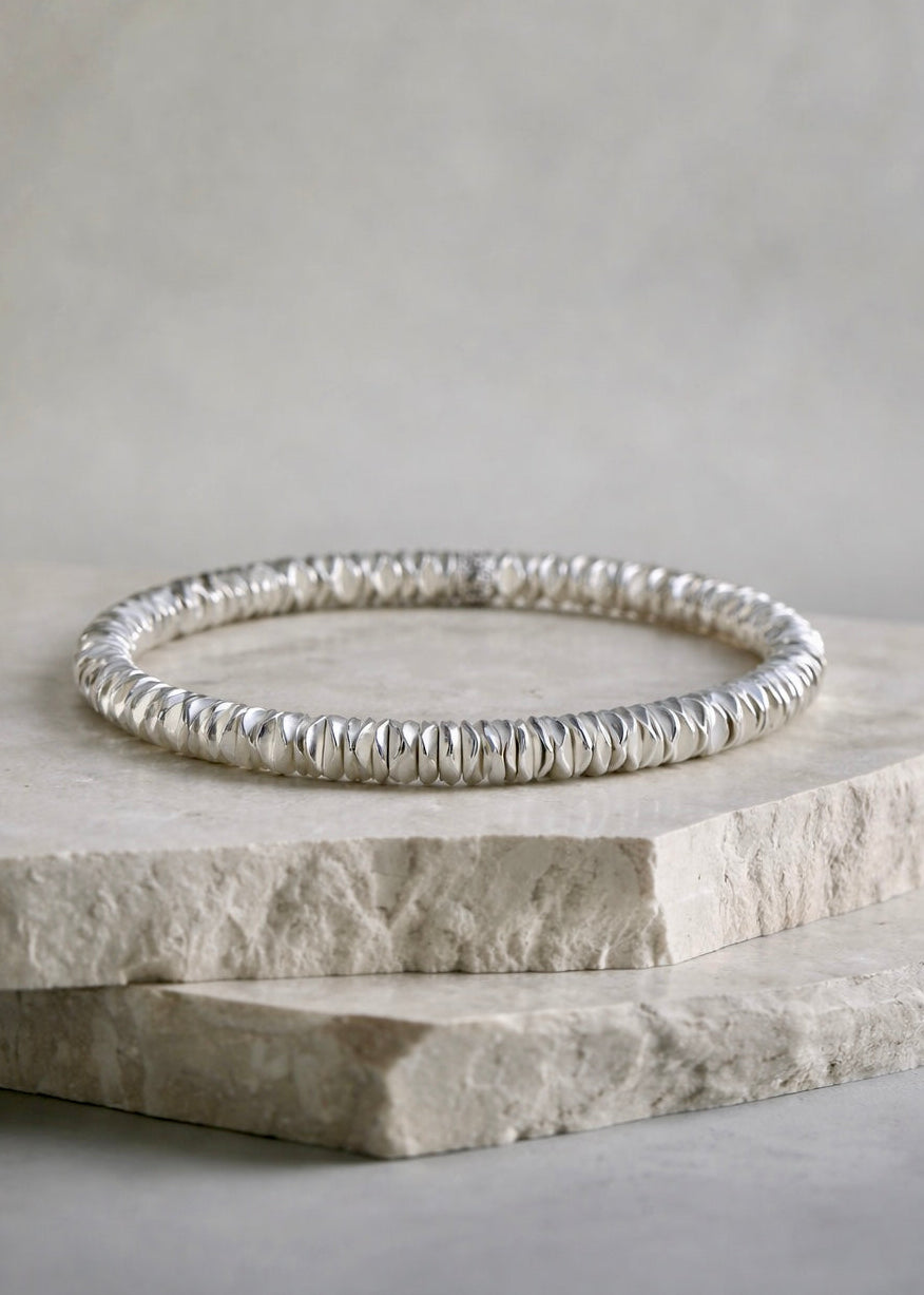 Classic Silver Hannah 4mm