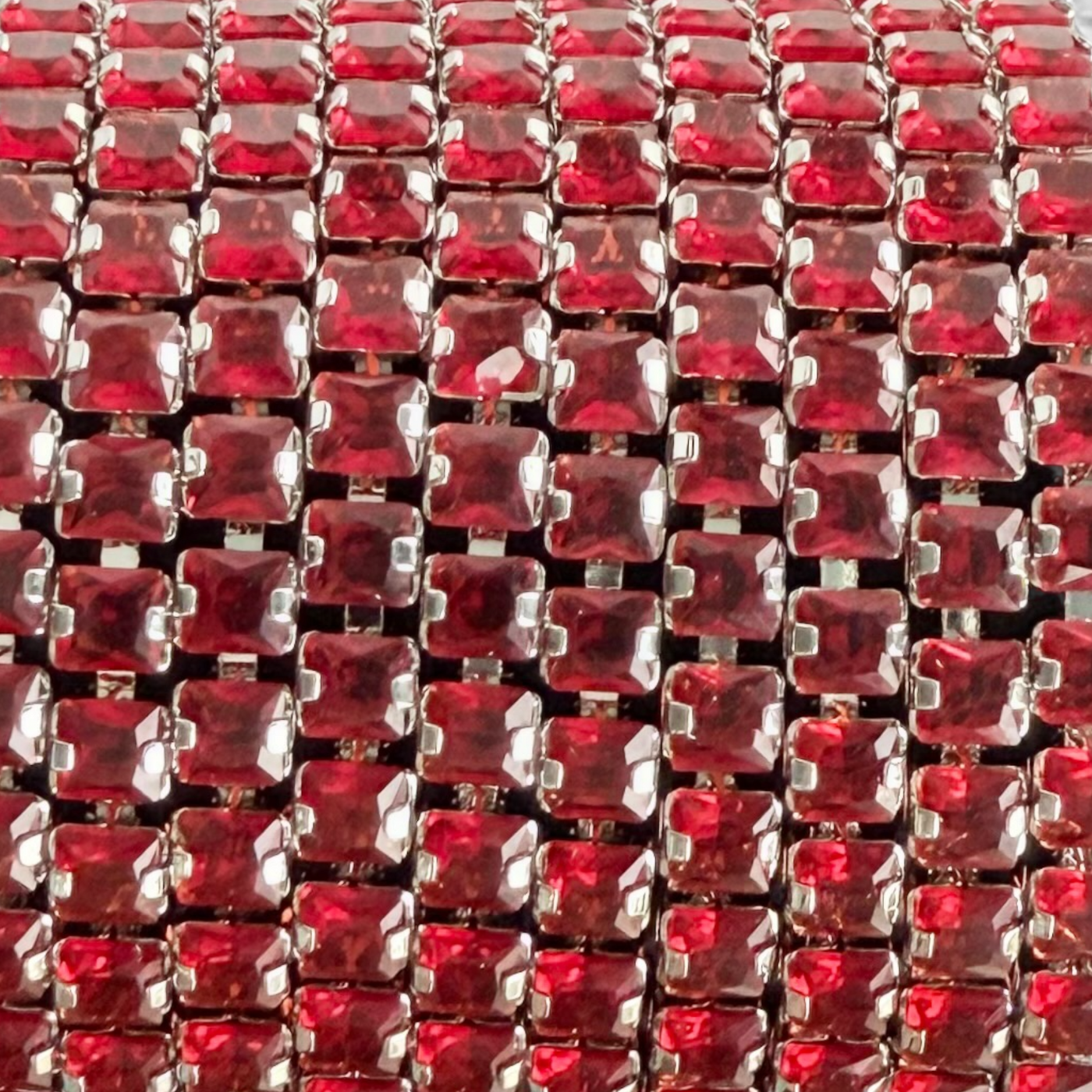 Day 2: Sloane Cushion Cut Slider - Red - Silver + Santa Pouch