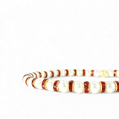 Day 4: Vienna Pearl - Ruby + Santa Pouch