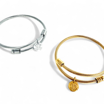 Sleek and Sassy Bangle - Gold
