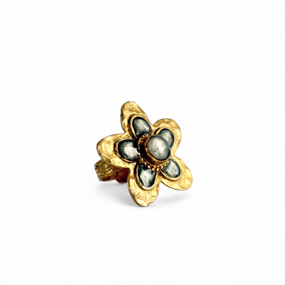 Quinpetal Ring - Gray - Gold