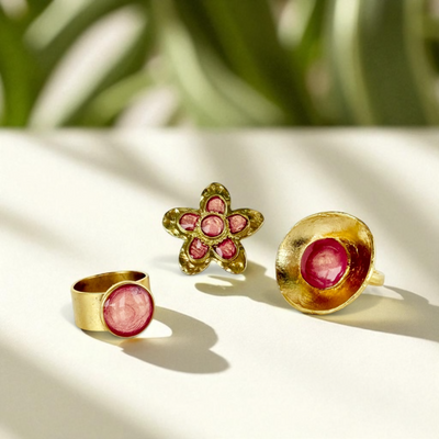 Quinpetal Ring - Papaya - Gold