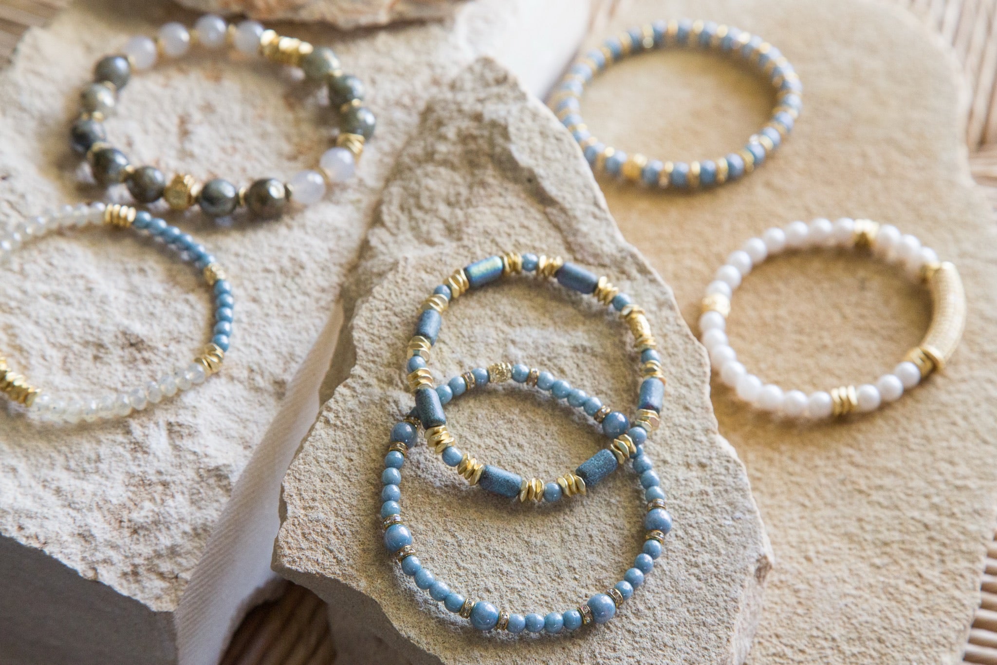 Telluride Alternating Sky Blue Pavé Gold