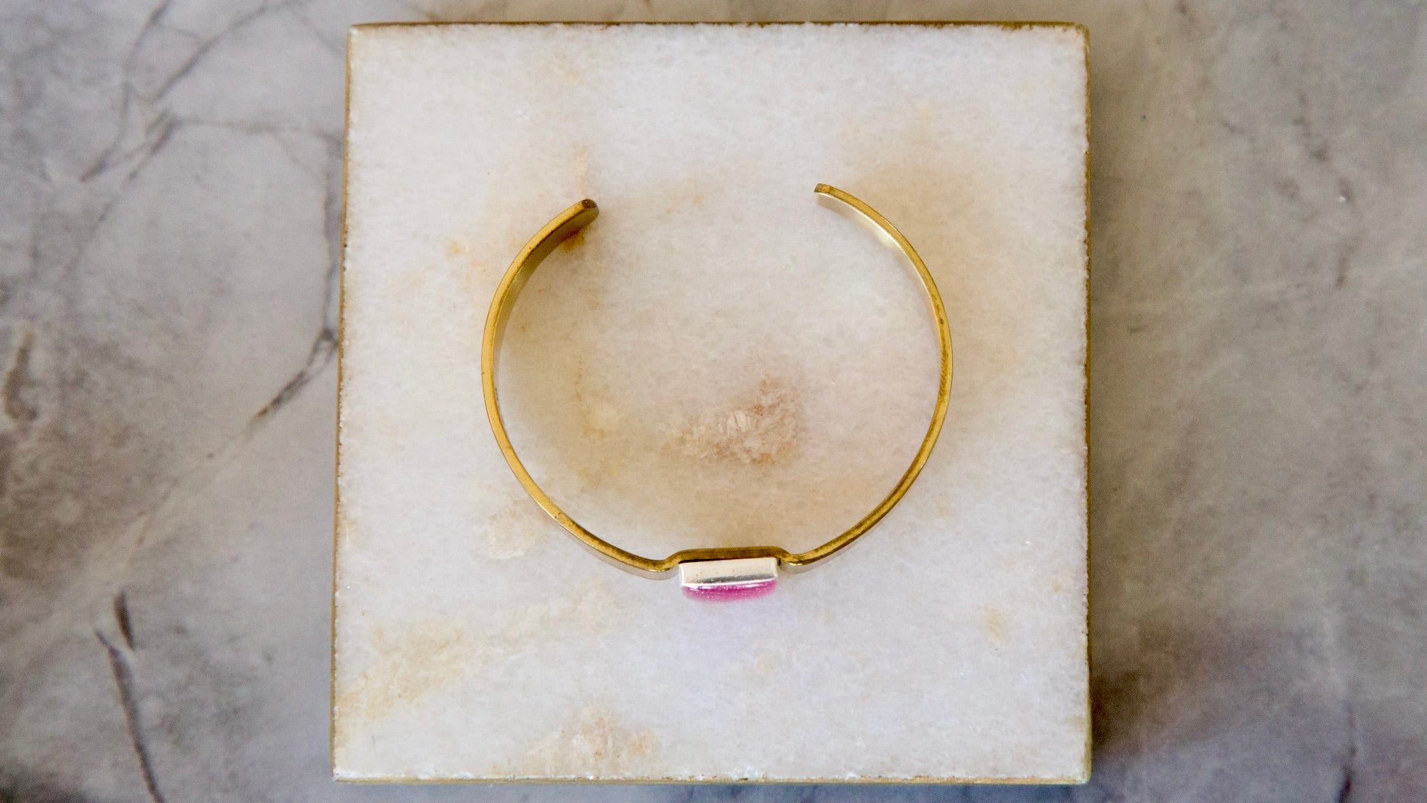 Sweetheart Gold .5 Inch Square - Pink