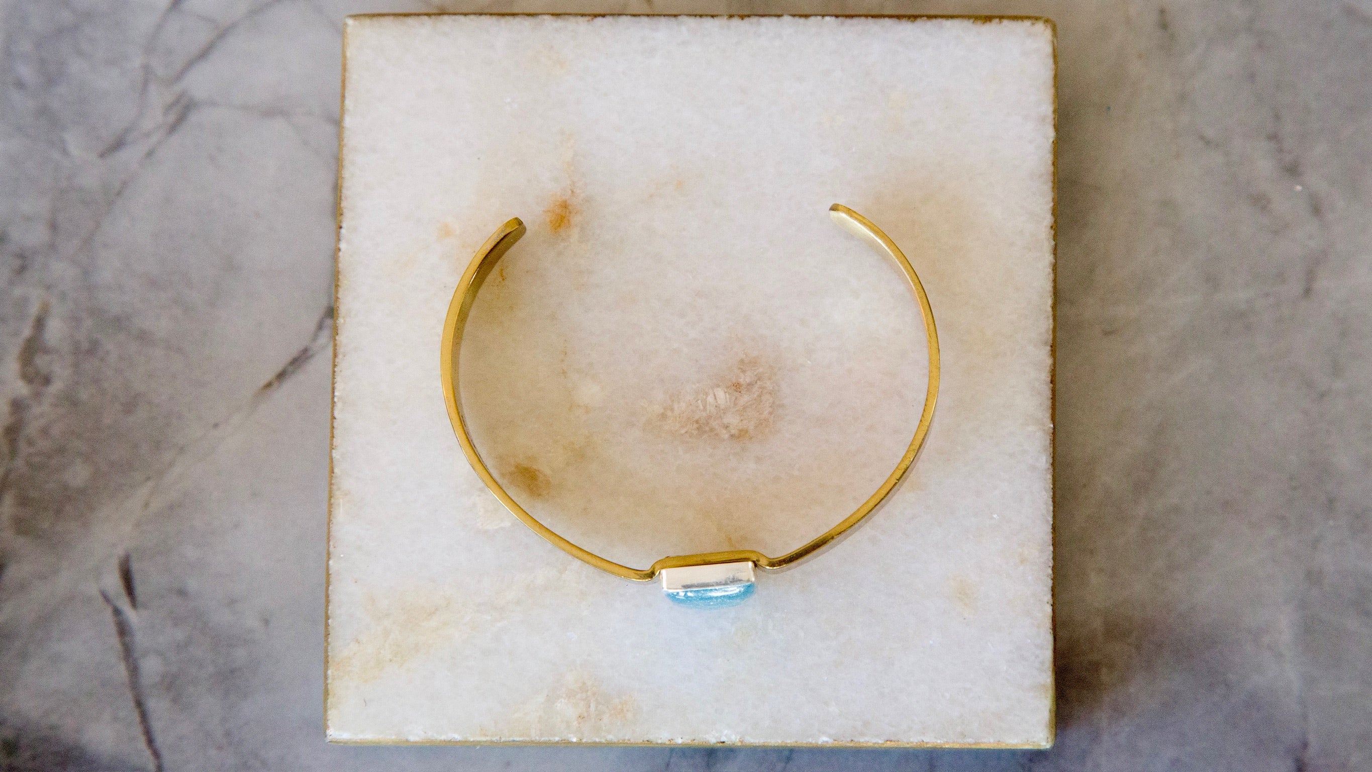 Telluride Gold .5 Inch Square - Sky Blue