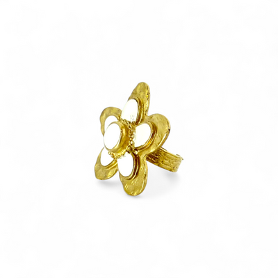 St. Tropez Quinpetal Ring - Soft White - Gold