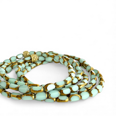 Day 1: Clara - Frost Blue + Santa Pouch