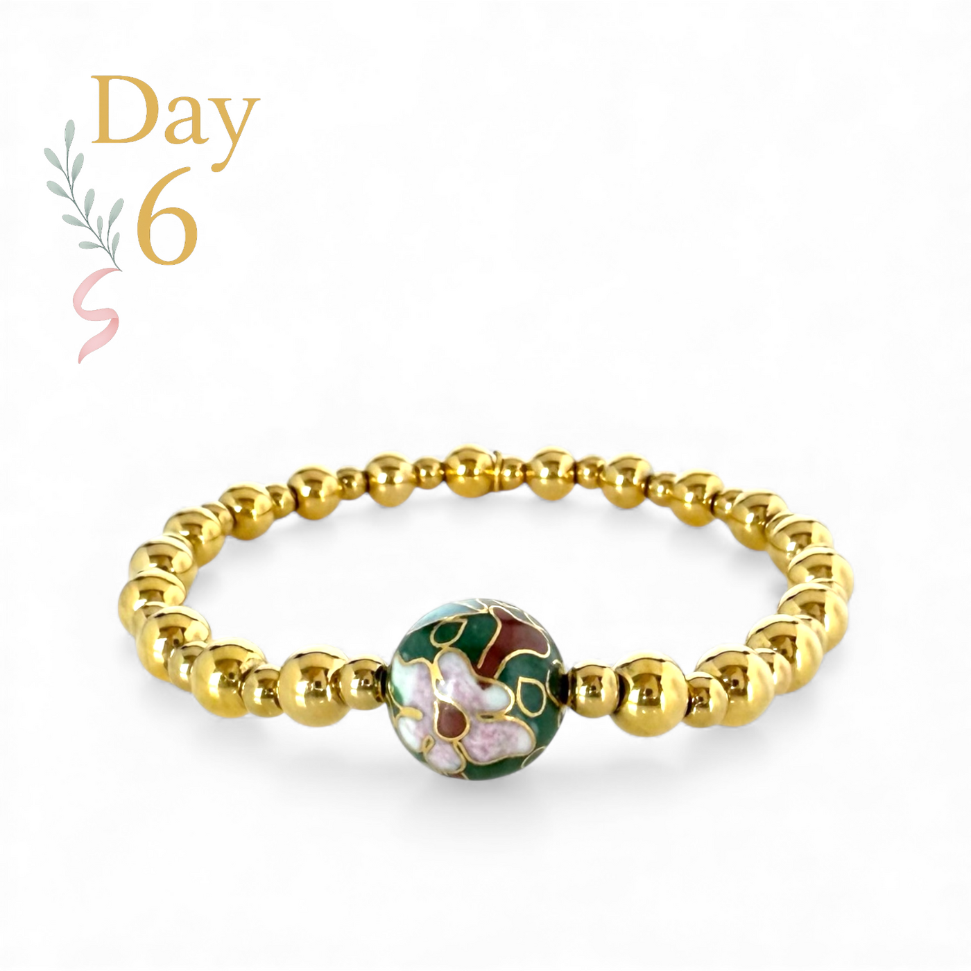 Day 6: Matryoska Boreas Green - Round + Santa Pouch