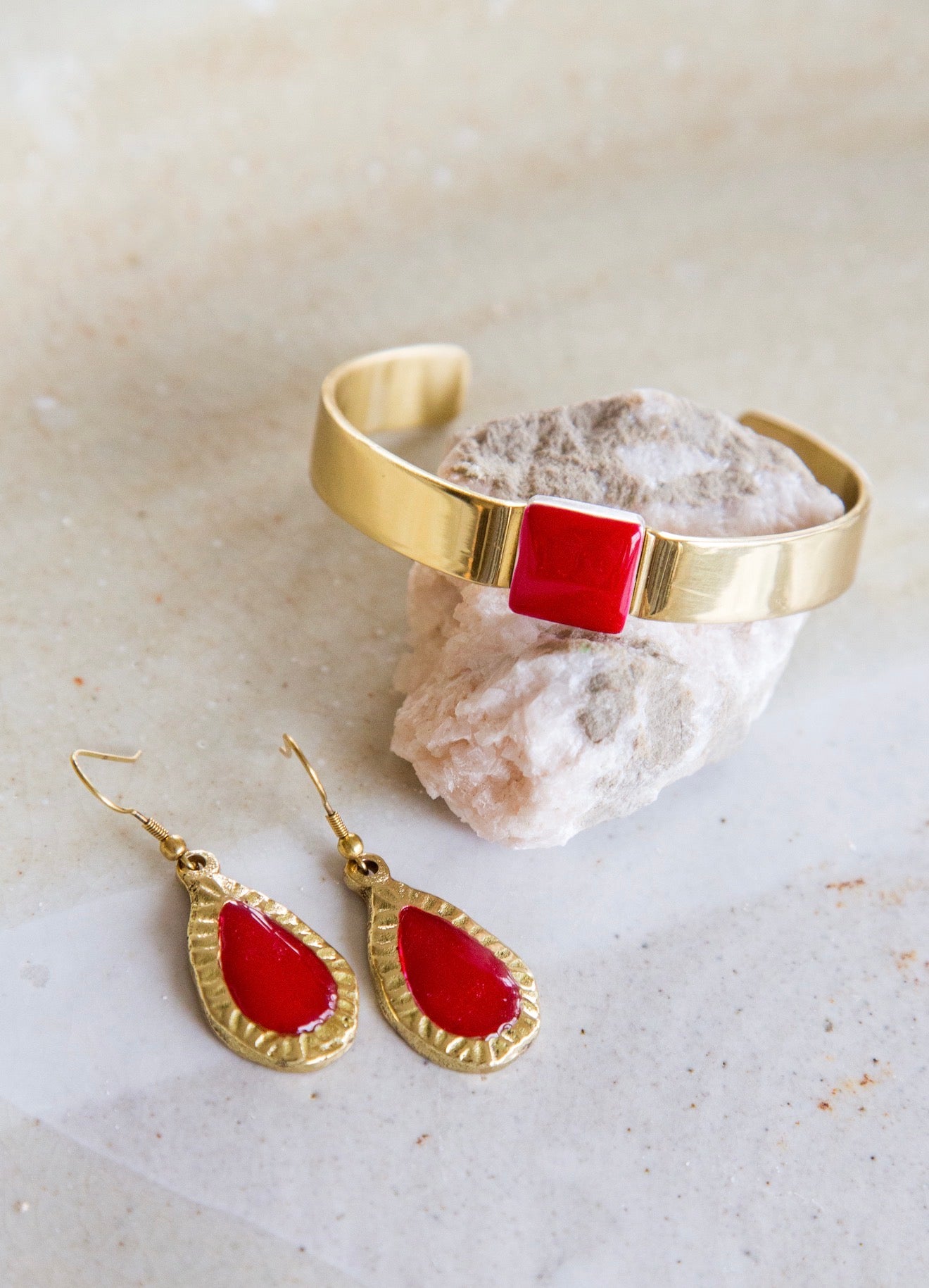 Sweetheart Frances Red Earrings - Gold