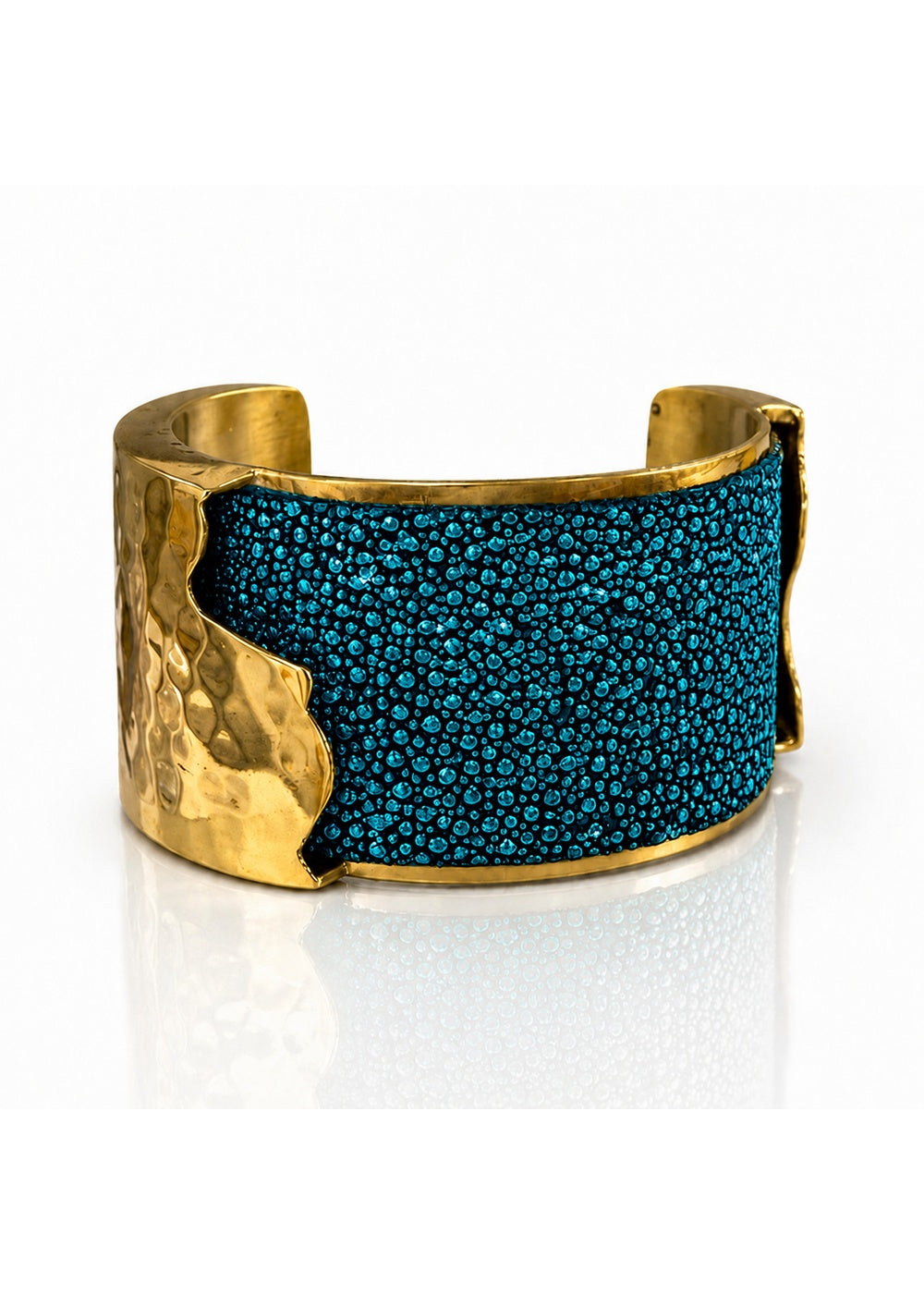 Dallas Gold Cuff with Cerulean Blue Stingray, 1.5 inch width